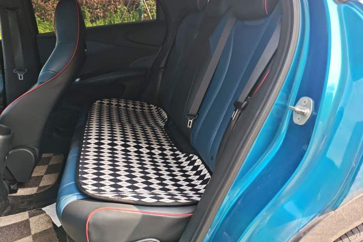 Used BYD Dolphin 2021 405 km Fashion Edition Left Rear Seat