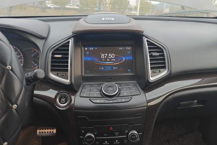 Used HYOSOW S6 2016 1.5T CVT Enjoyment Model