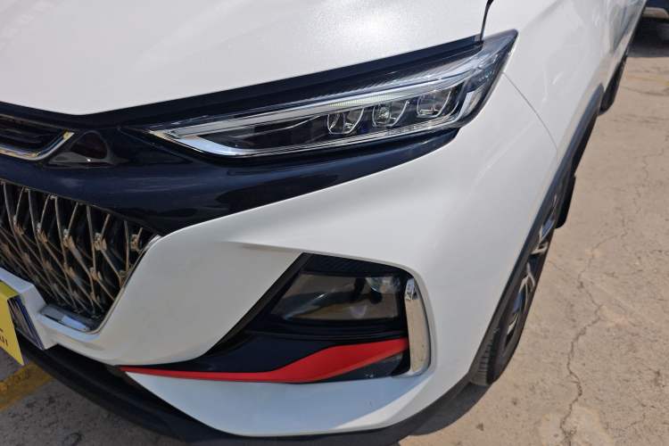 Used CHANGAN OSHAN X7 PLUS 2023 Enjoy Edition 1.5T Automatic Prestige 7-Seater Left Front Headlight