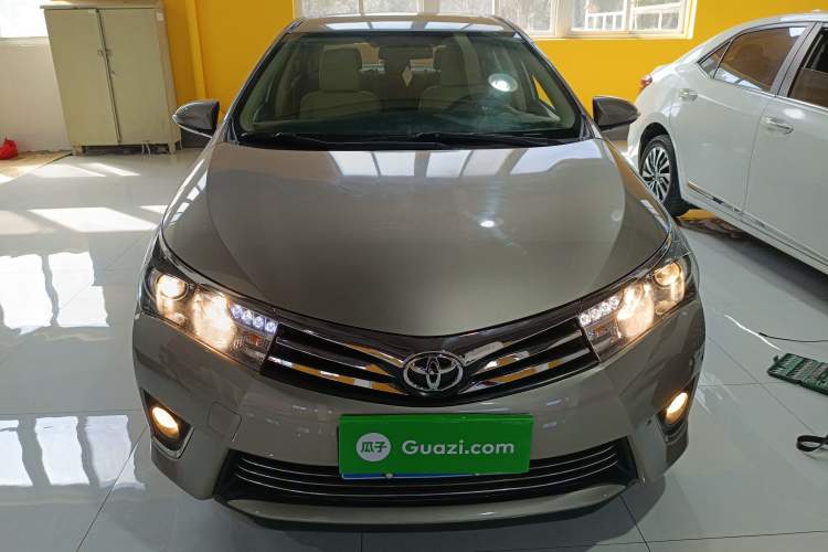 Used Toyota Corolla 2014 1.8L CVT Top-of-the-Line Version
