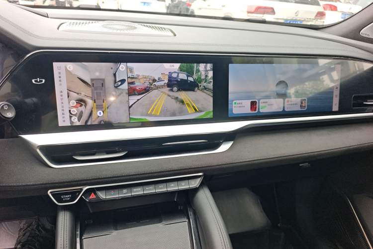 Used Geely Auto Monjaro L 2024 2.0TD High-Power Automatic Two-Wheel Drive Skyline Edition Audio And AC Panel