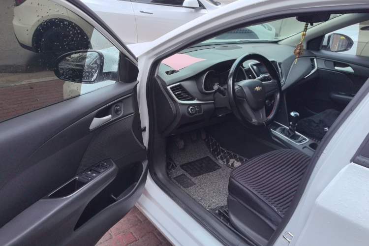 Used Chevrolet Cavalier 2016 1.5L Manual Enjoyment Edition Driver Seat