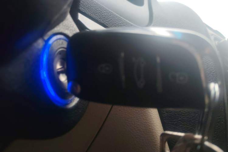 Used Geely Auto Classic Emgrand 2013 Sedan 1.5L Manual Elite Model
