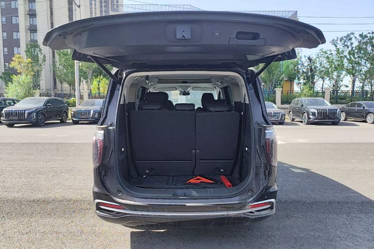 Used Hongqi HQ9 PHEV 2024 2.0T Four-Wheel Drive Business Edition Trunk