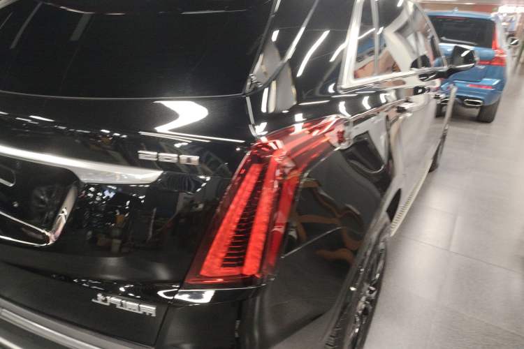 Used Cadillac XT5 2021 2.0T Two-Wheel Drive Luxury Version