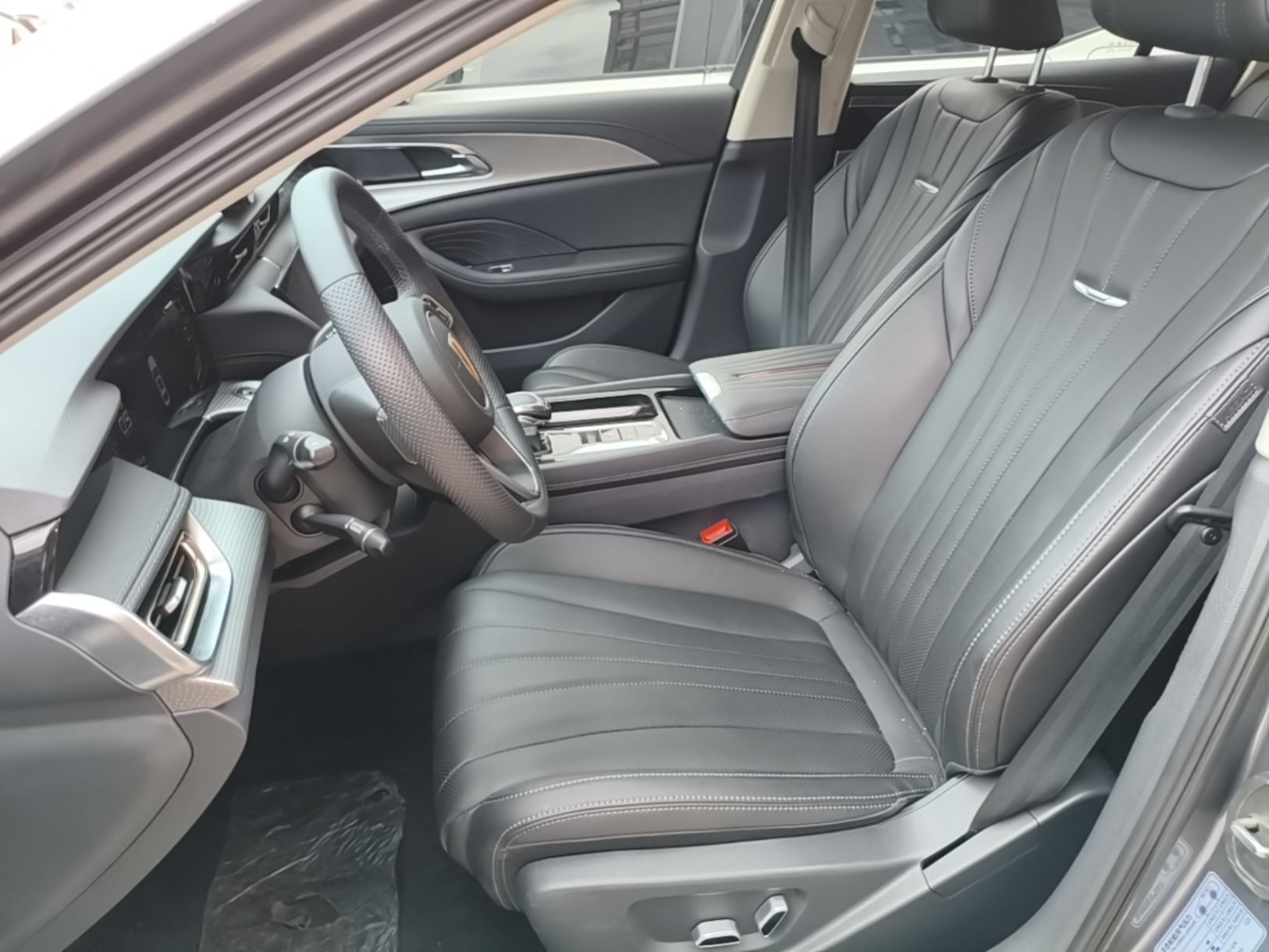 Hongqi H5 2024 1.5T DCT Smart Connect Flagship Edition - Chinese Trim Yun — снимка 17