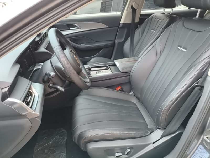 Used Hongqi H5 2024 1.5T DCT Smart Connect Flagship Edition – Chinese Trim Yun — 14