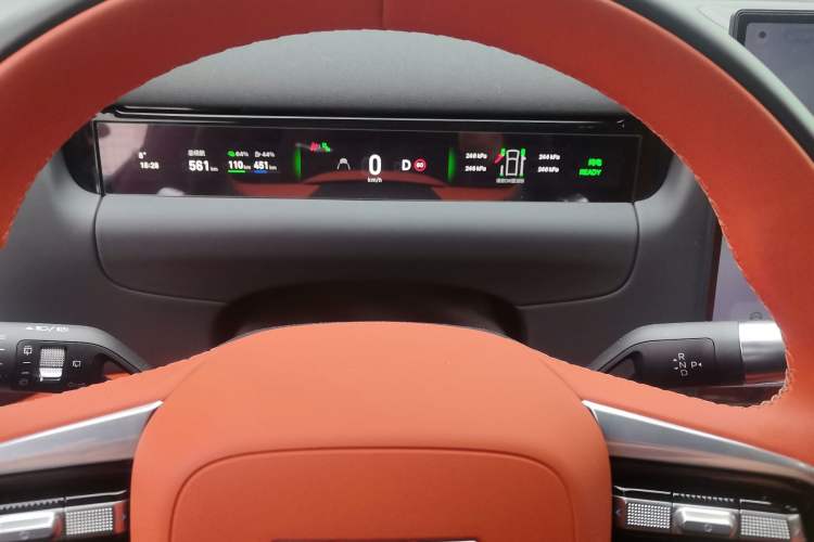 Used Geely Galaxy M9 2025 Model 230km Two-Wheel-Drive Exploration Edition Instrument Cluster