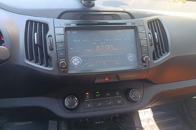 Used Kia Sportage R 2012 2.0L Automatic Two-Wheel Drive GLS