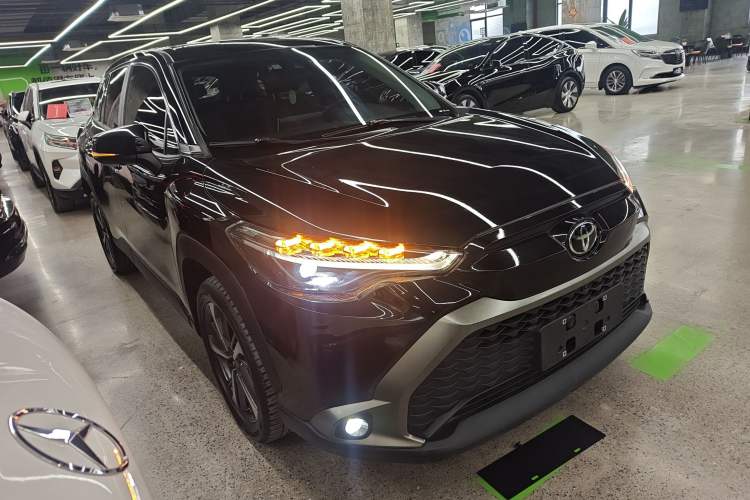 Used Toyota FRONTLANDER 2022 2.0L CVT Luxury PLUS Edition
