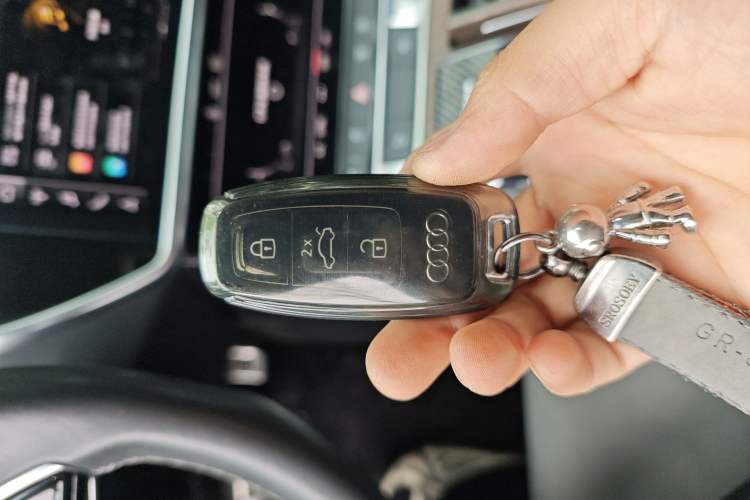 Used Audi A6L 2022 45 TFSI Prestige Dynamic Edition Vehicle Key