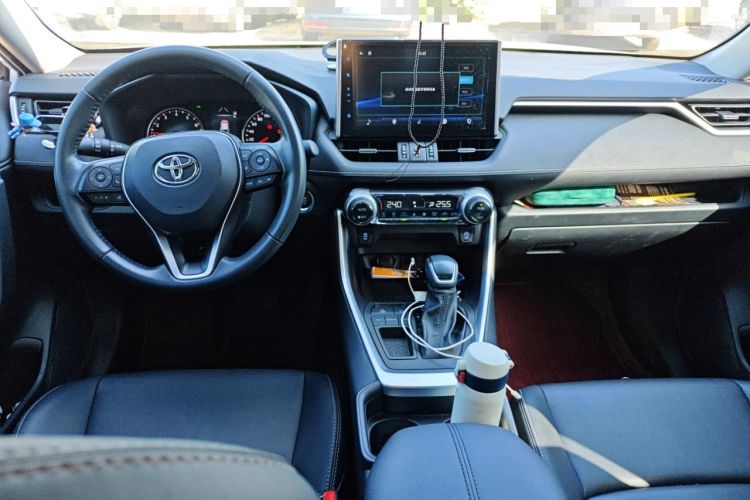 Used Toyota Wildlander 2022 2.0L CVT Two-Wheel Drive Luxury PLUS Edition
