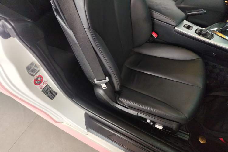 Used BMW 4 Series 2016 420i Convertible Fashion Model
