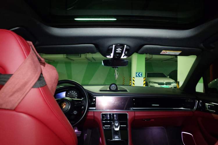 Used Porsche Panamera 2021 Panamera 4 Executive Long Wheelbase 2.9T Headliner