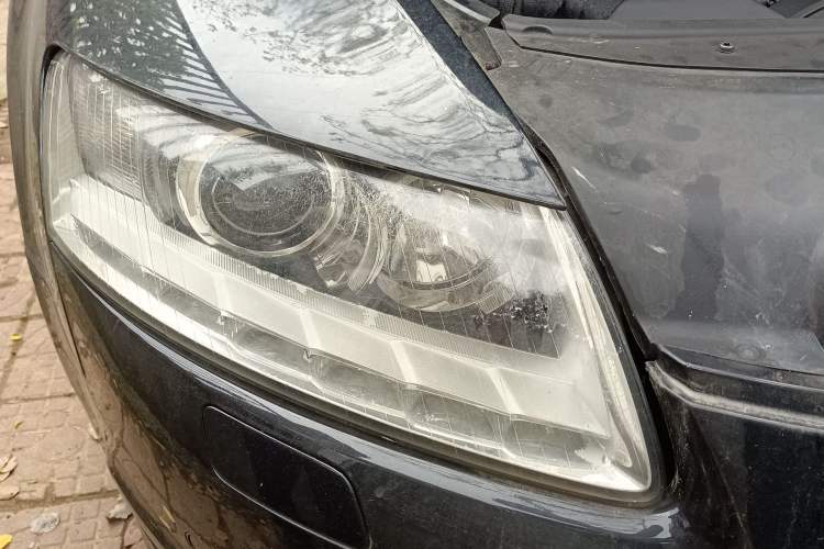 Used Audi A6L 2011 2.0 TFSI automatic Comfort trim Right Front Headlight