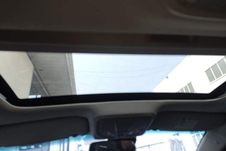 Used Geely Auto Emgrand 2017 Sedan Million Edition 1.5L Manual - Upward Version
