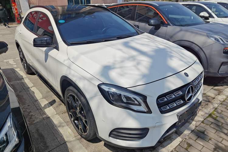 Used Mercedes-Benz GLA 2018 GLA 220 4MATIC Sport Edition Exterior 1