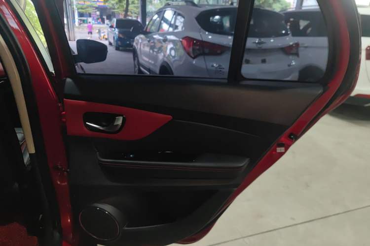 Used Haval H1 2015 1.5L AMT Luxury Model