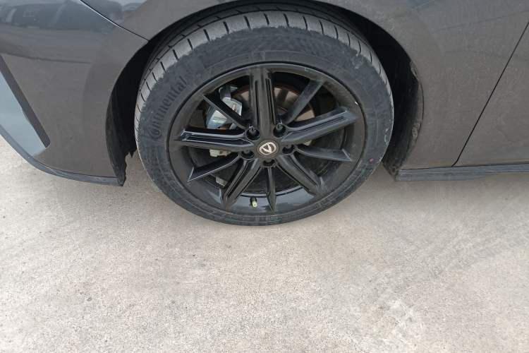 Used Changan UNI-V 2022 1.5T Prestige Version