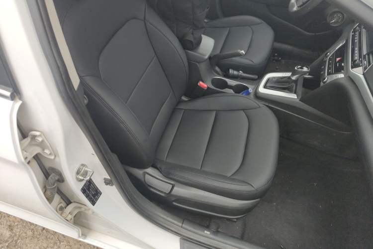 Used Hyundai Elantra (6th Generation / Lingdong) 2016 1.6L Automatic ZhiXuan – Elite Version
