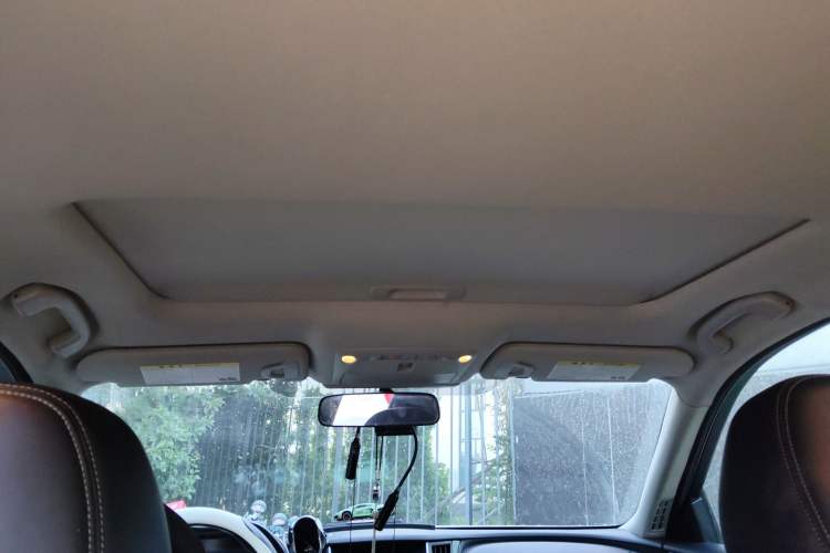 Used Infiniti Q50 2014 2.0T Comfort Edition