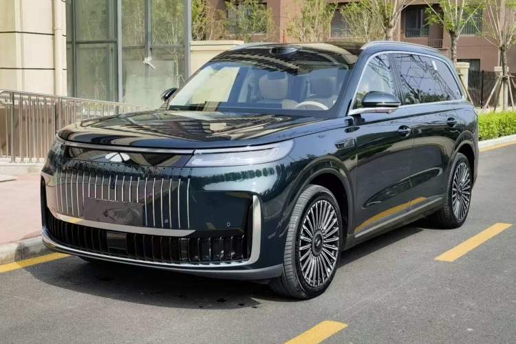 Used Chery T11 2026 Model 220 All-Wheel Drive Family Fun Edition