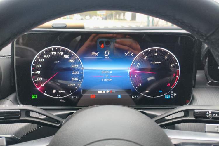 Used Mercedes-Benz C-Class 2023 C 260 L Bright Night Sports Edition Instrument Cluster