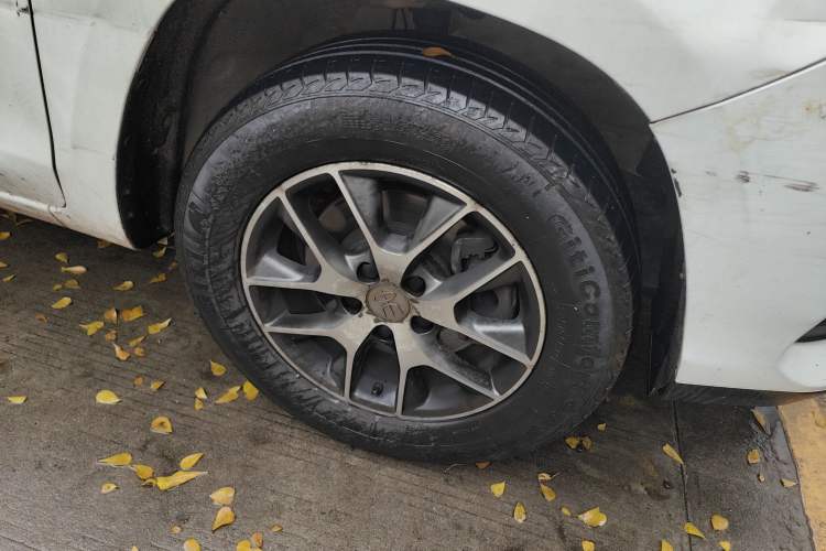 Used BYD Song 2018 1.5TI Manual Entry-Level Model
