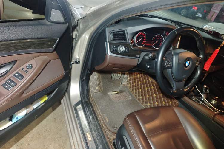 Used BMW 5 Series 2017 525Li Luxury Design Package
