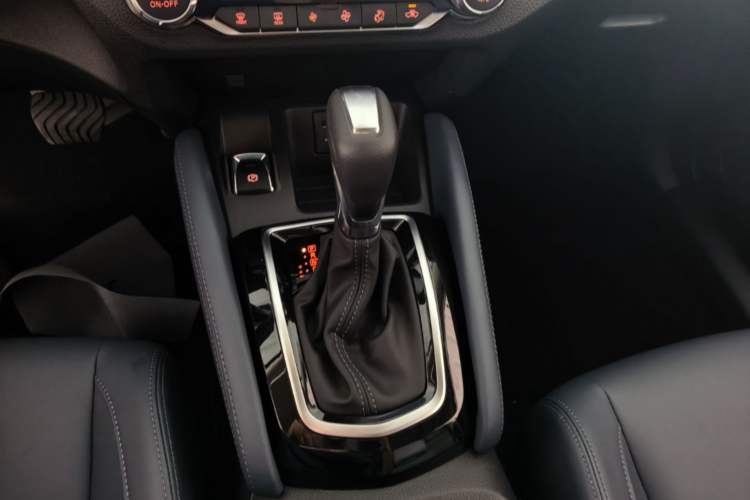 Used Nissan Qashqai 2025 Honor 2.0L CVT XV+ Leading Edition