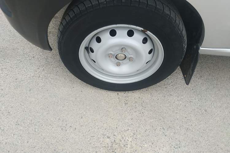 Used Jinbei Hiace X30 2020 1.5L Van Super-Enjoyment Model China VI Standard SWC15M