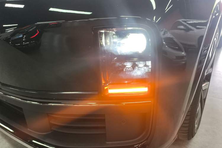 Used Li Auto L9 2022 Max model Left Front Headlight