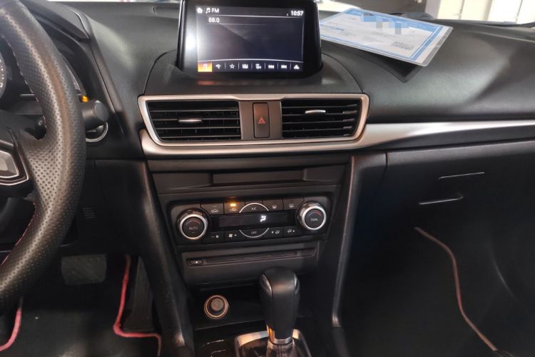 Used Mazda Mazda 3 Axela 2017 Sedan 1.5L Automatic Luxury Model China VI Standard