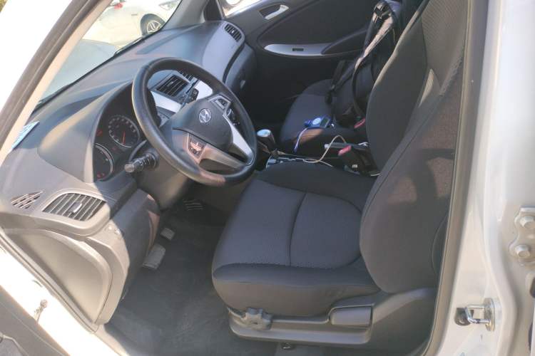 Used Hyundai Verna Ray 2014 1.6L Automatic TOP Left Front Seat