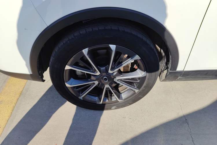 Used ORA iQ 2018 High-Range Version Smart Connectivity Model