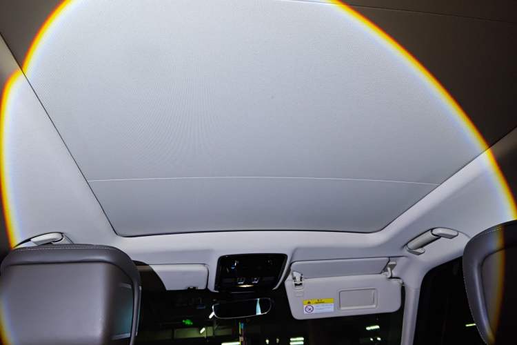 Used Land Rover Range 2018 3.0 SC V6 AB Prestige Extended Edition Headliner