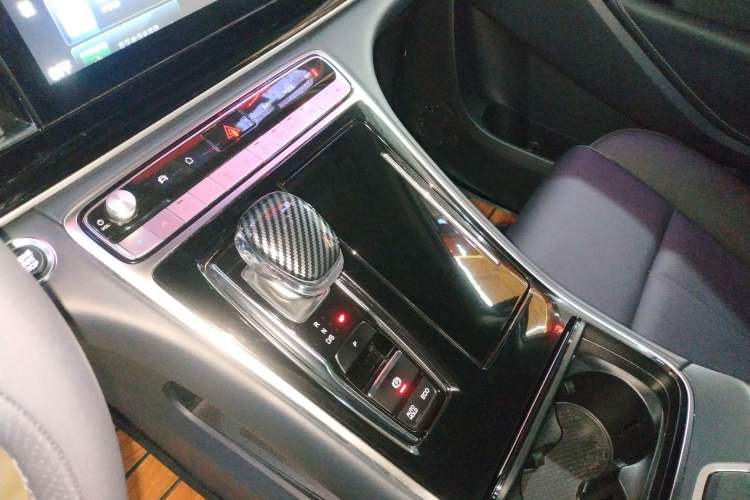 Used GAC Trumpchi M8 2021 Lingxiu Series 390T Deluxe Edition
