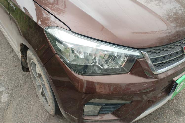 Used Wuling Hongguang 2016 1.5L S1 Deluxe Model China V-standard Exterior 3