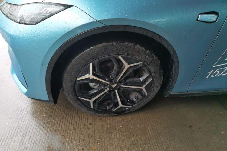 Used Deepal L07 2024 230Max Qiankun Intelligent Driving ADS SE Range-Extended Version
