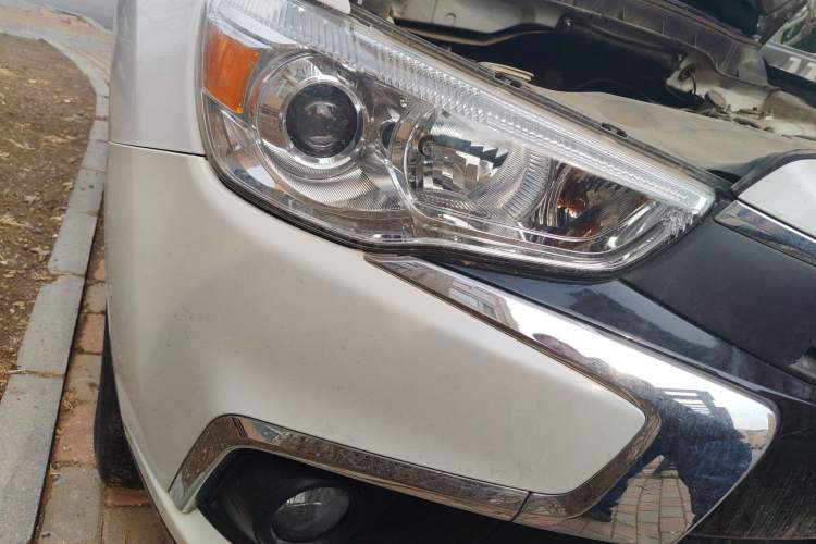 Used Mitsubishi ASX 2016 2.0L CVT Two-Wheel Drive Navigation Edition
