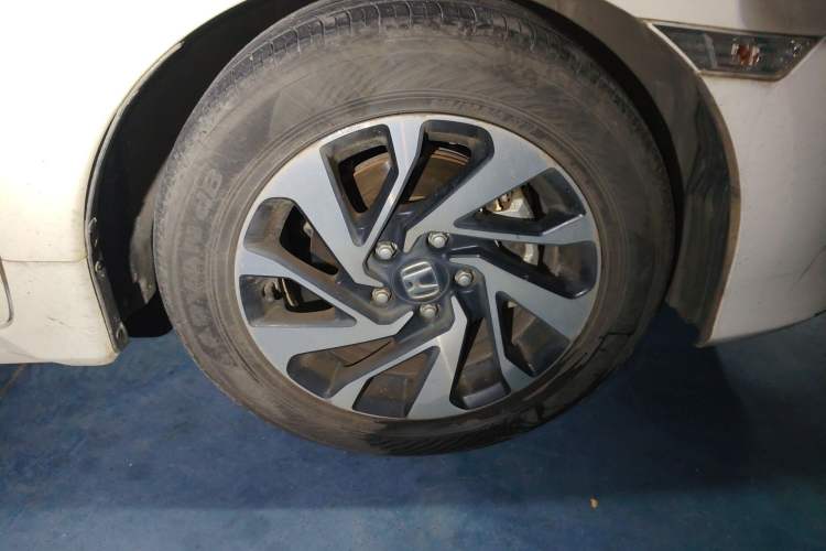 Used Honda Civic 2016 220TURBO CVT Luxury Edition
