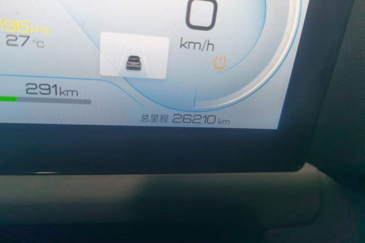 Used BYD Yuan UP 2024 401KM Beyond Edition Odometer Close Up