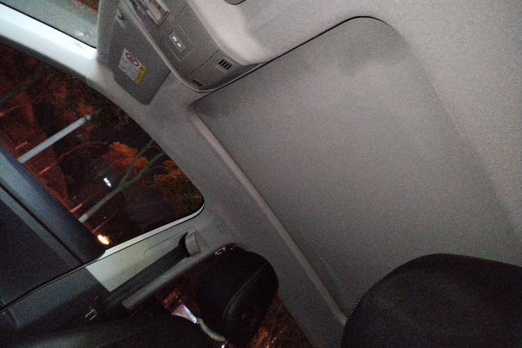 Used Volkswagen Tacqua 2021 1.5L Automatic Yue Zhi Lian Edition Headliner