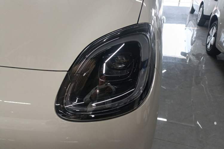 Used Wuling Hongguang MINIEV 2025 Four-Door Version Advanced Edition
