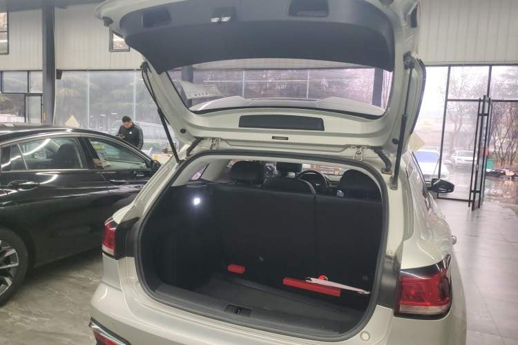 Used Roewe Ei5 2019 Smart Connect Flagship Edition
