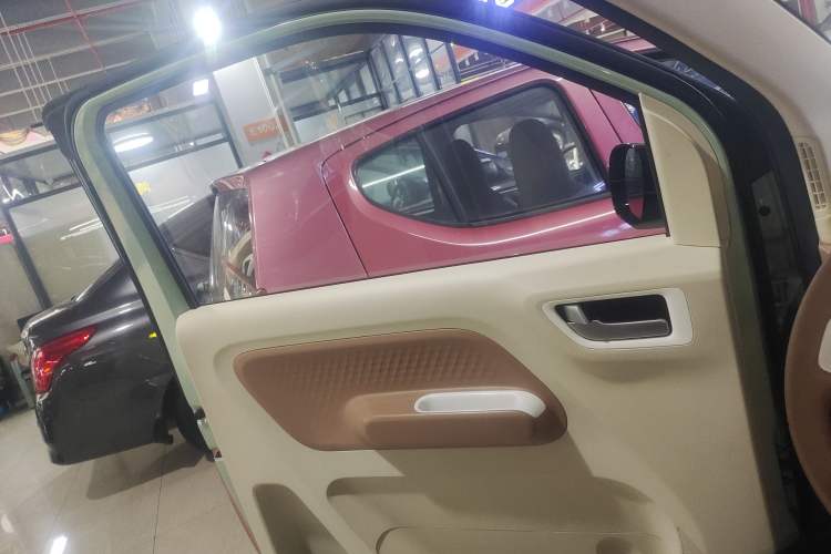 Used Wuling Hongguang MINIEV 2024 3rd Generation 215km Youth Edition