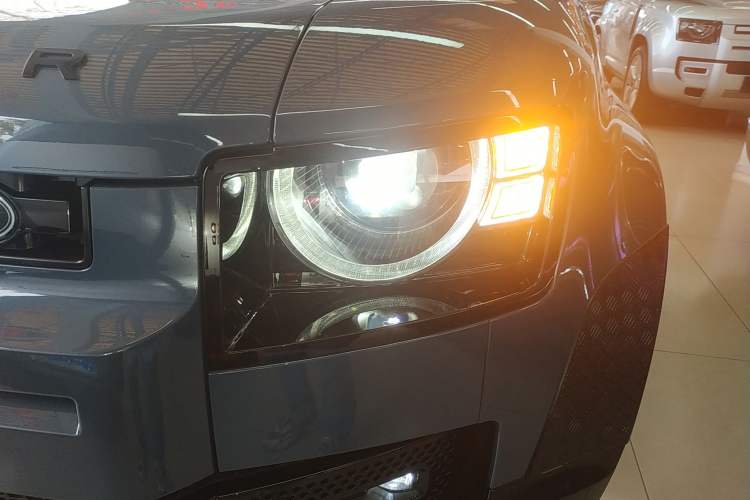 Used Land Rover Defender 2022 90 2.0T P300 X-DYNAMIC HSE