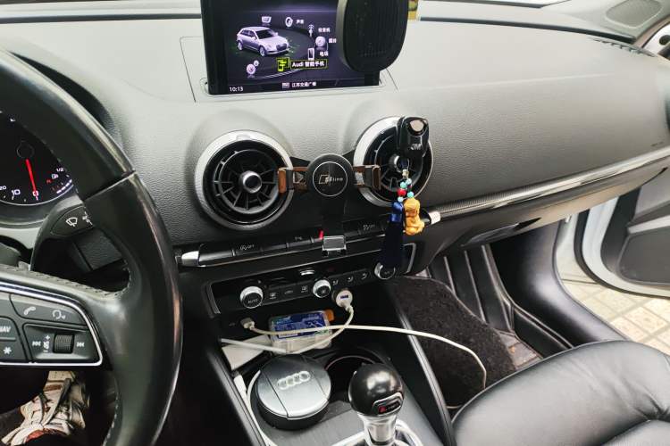 Used Audi A3 2018 30th Anniversary Edition Sportback 35 TFSI Style Model Audio And AC Panel