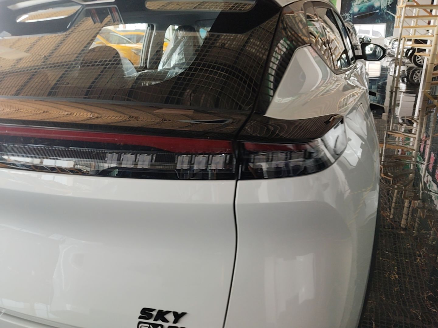 Dongfeng Aeolus SKY EV01 2025 530 km AIR Elite Edition — снимка 9