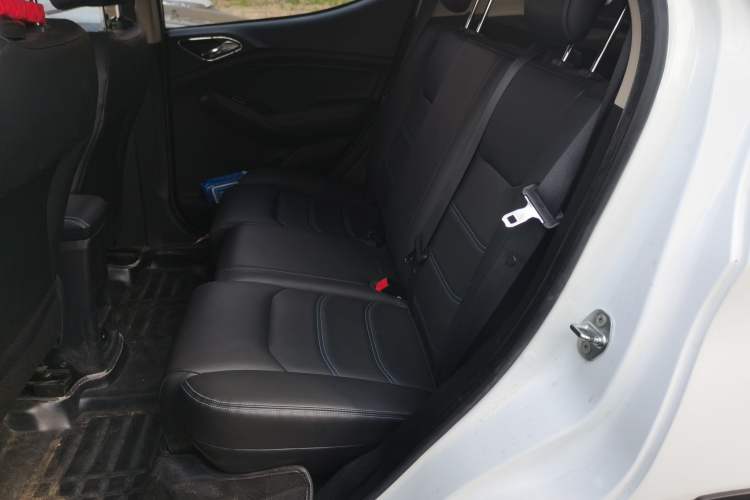 Used BYD Yuan New Energy 2018 EV360 Smart Connected Cool Model
